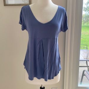 • Old Navy Maternity Top •